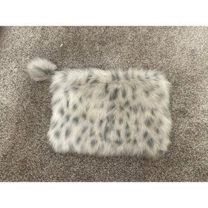 NWT Pottery Barn Teen Faux Fur Zipper Pouch in Gray Snow Leopard